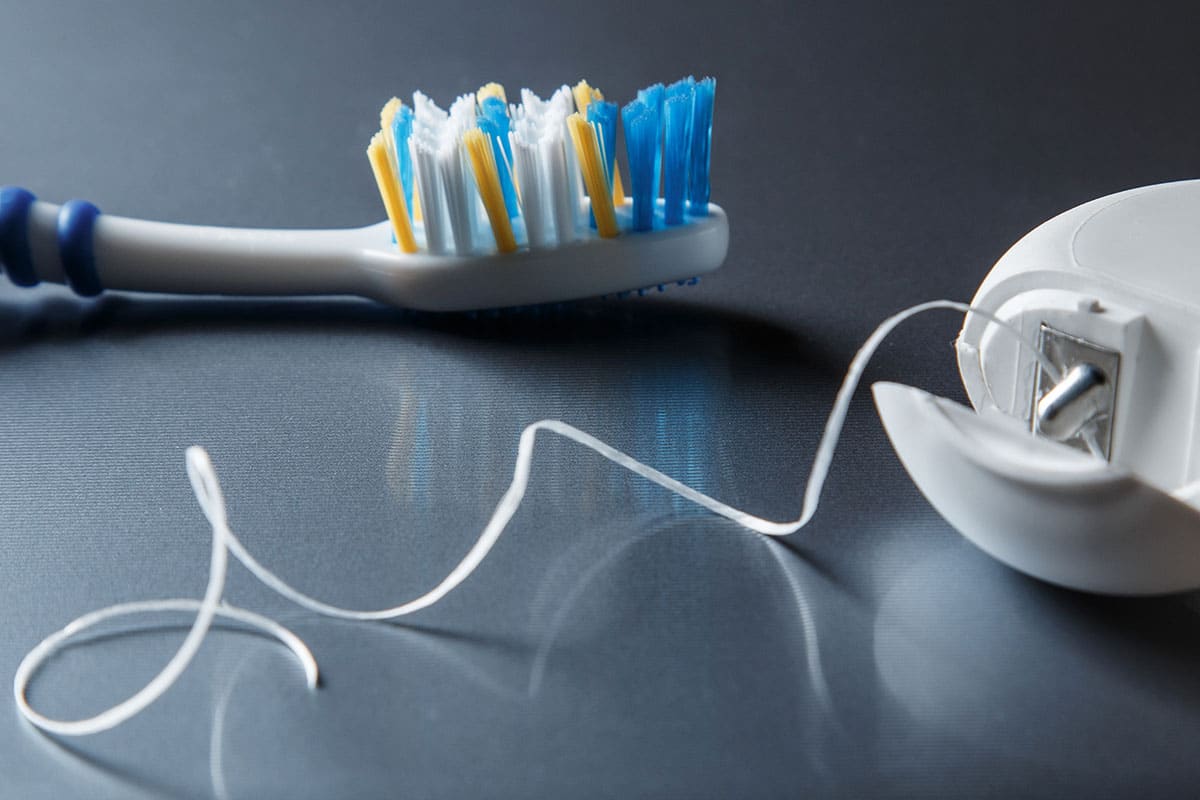 a toothbrush is one way of how to prevent plaque build up